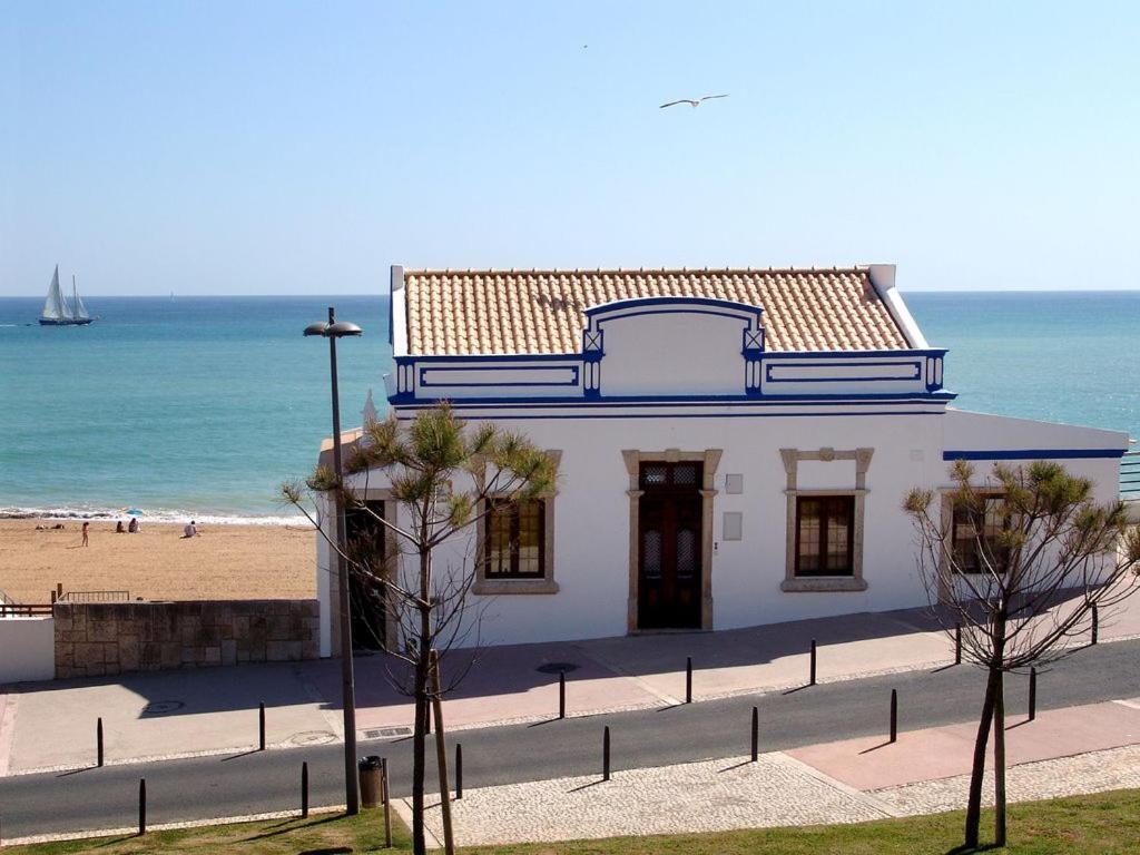 Casa Pe Na Areia- Unique Spot- Beach Front By DreamvillasАлбуфейра Экстерьер фото